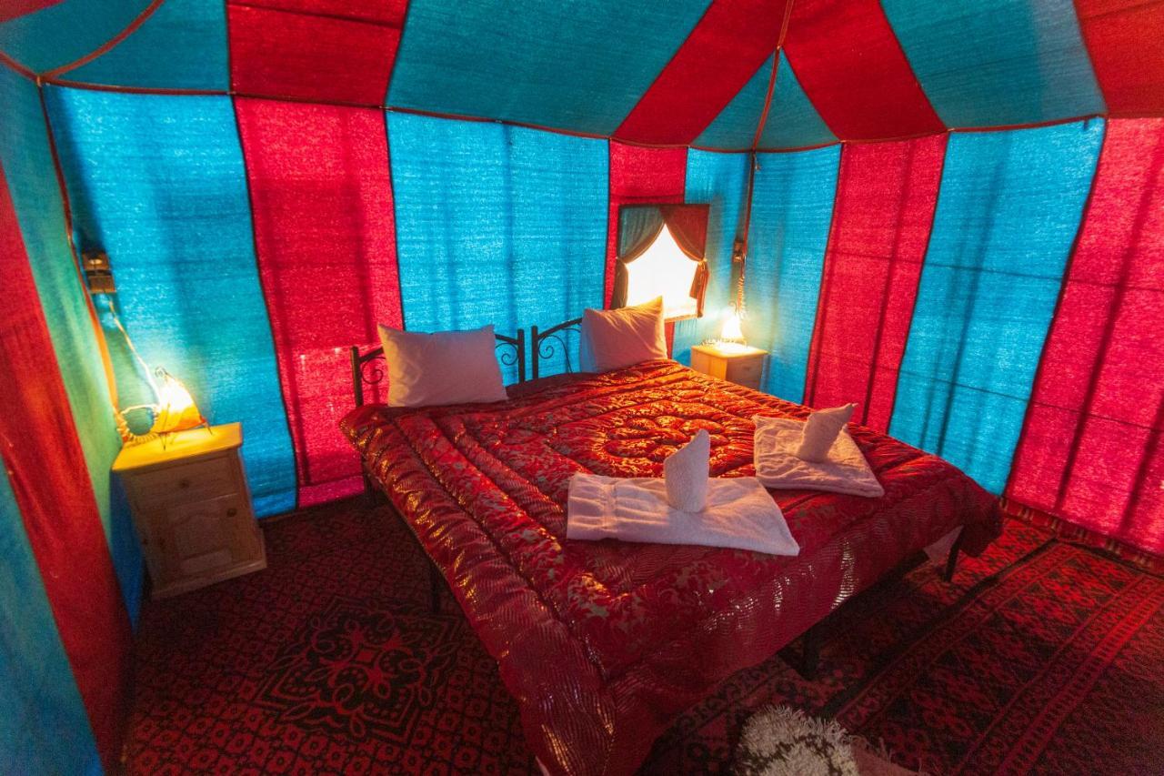 Merzouga Traditional Tents With Heating Hotel Екстериор снимка