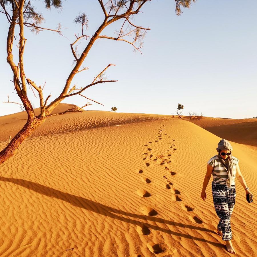 Merzouga Traditional Tents With Heating Hotel Екстериор снимка